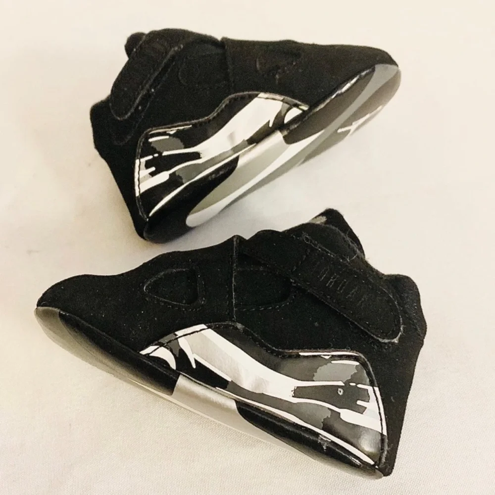 Jordan Black Baby Crib Shoes with Silver Jumpman